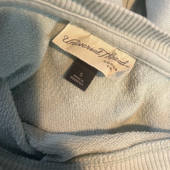 Sweatshirt - Picture 2 of 2